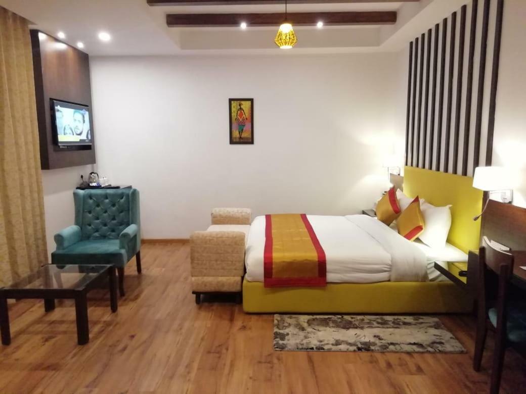 The Laurent And Banon Resorts Manāli Extérieur photo
