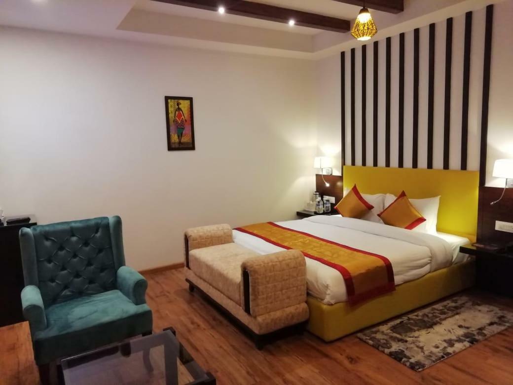 The Laurent And Banon Resorts Manāli Extérieur photo